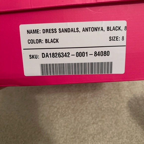 NEW ShoeDazzle black strappy heeled sandal - Picture 6 of 7